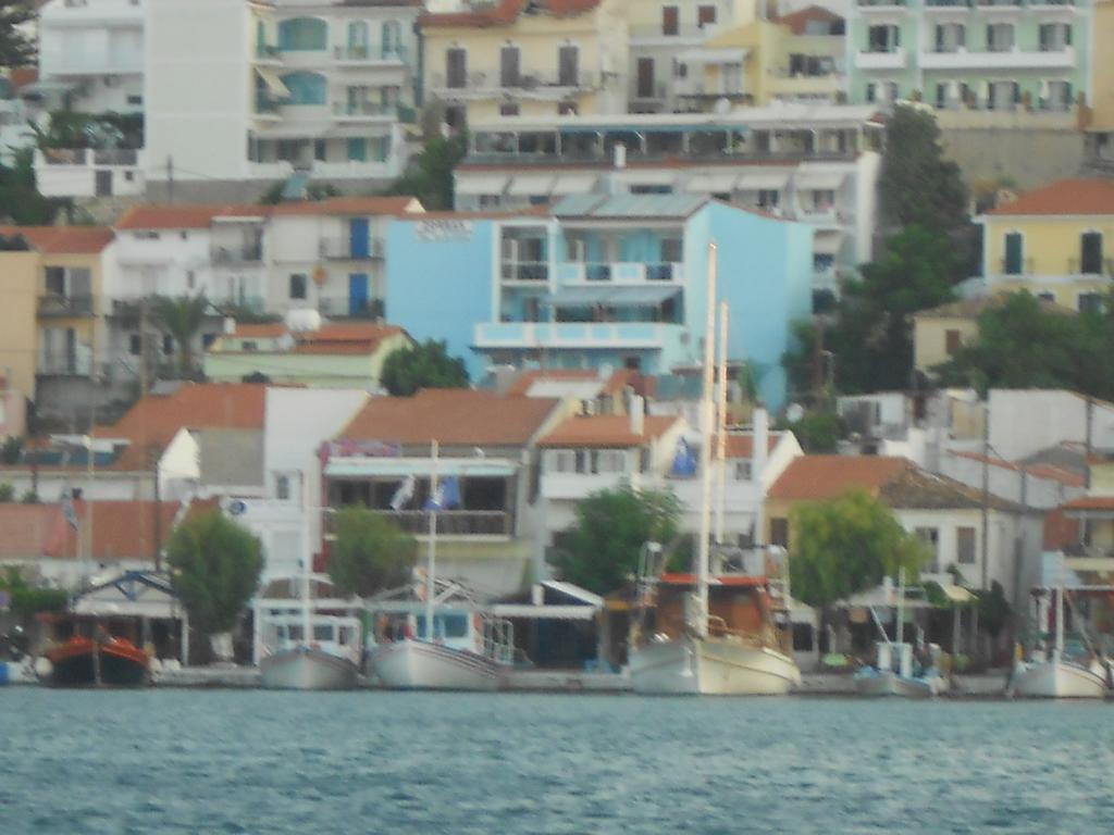 Zorbas Hotel & Studios Pythagóreion Buitenkant foto