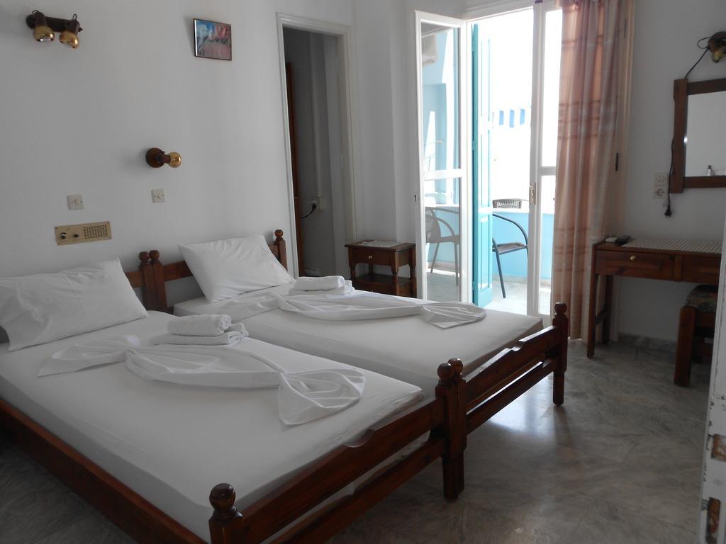 Zorbas Hotel & Studios Pythagóreion Kamer foto