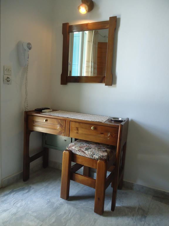 Zorbas Hotel & Studios Pythagóreion Kamer foto