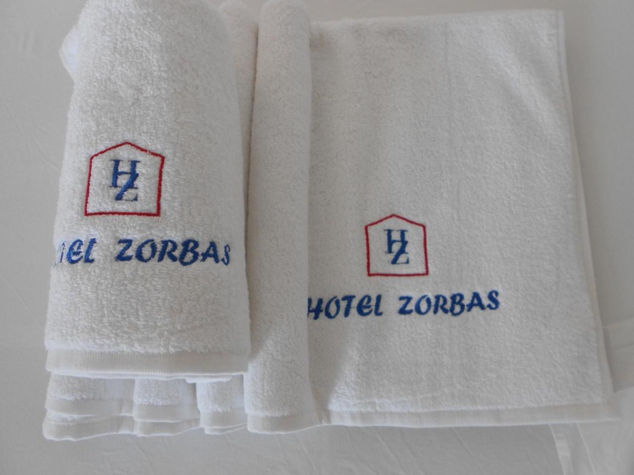 Zorbas Hotel & Studios Pythagóreion Buitenkant foto